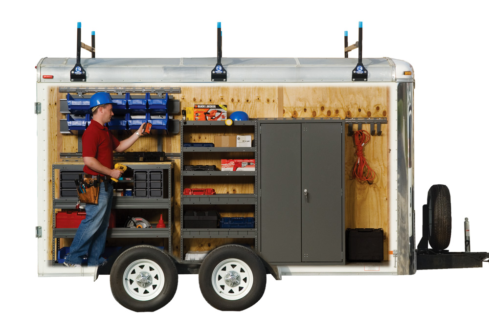 Trailer storage shop